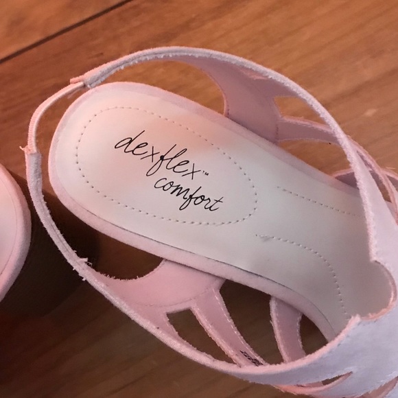 Pink Block Heel Shoes - Picture 5 of 6